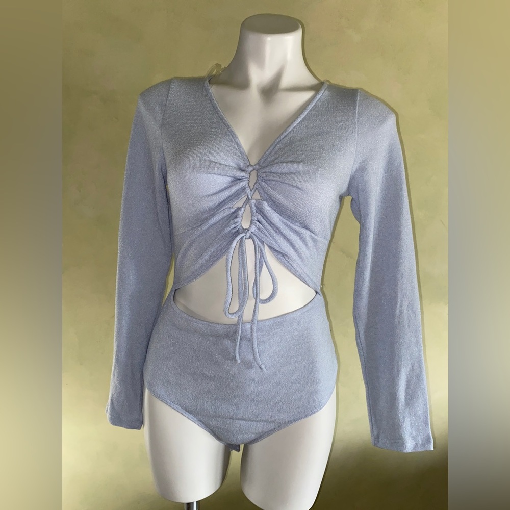 Le Lis pale blue women’s bodysuit Size L